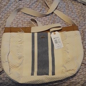 Roxy small messenger